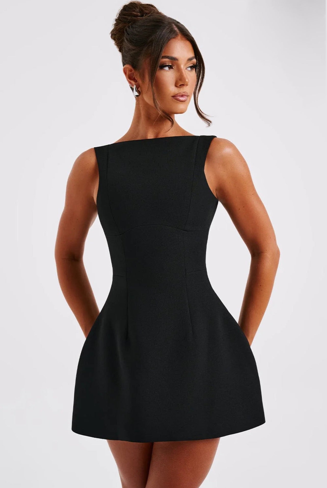 Rêvassoir Backless Mini Dress